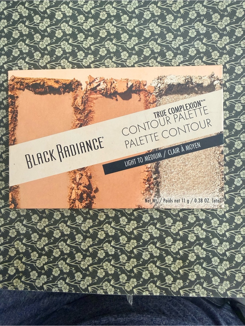 True Complexion Contour Palette - Light to Medium, Peach & Champagne Tones
